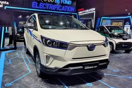 Toyota Indonesia Sangat Beroptimisme Dengan Perkembangan Mobil Hybrid